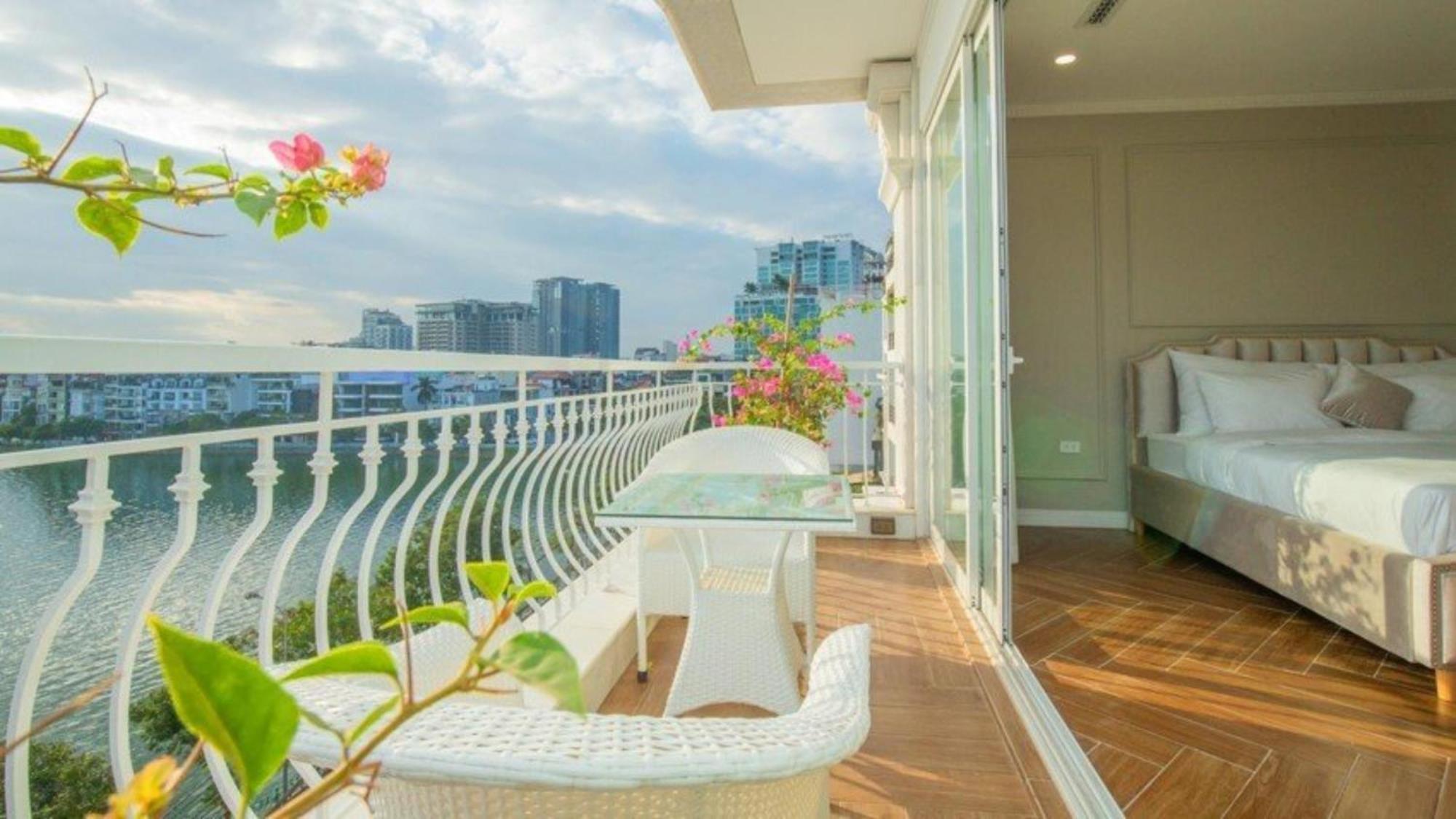 Luxe Paradise Suites Xuan Dieu Ханой Экстерьер фото